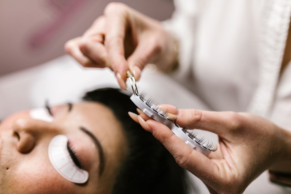 lash extension salon